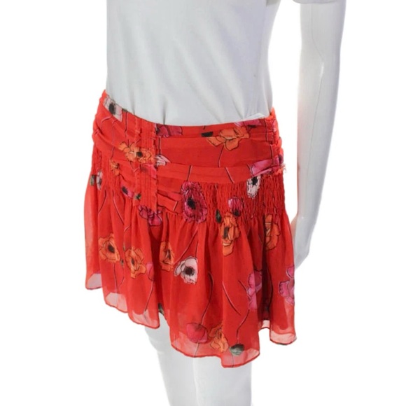 Camilla & Marc Mona Mini Skirt in Red Poppy EUC Size 6 - Picture 2 of 6